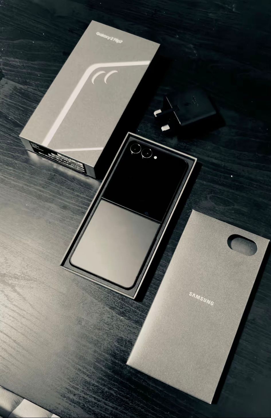 SAMSUNG GALAXY Z FLIP 7